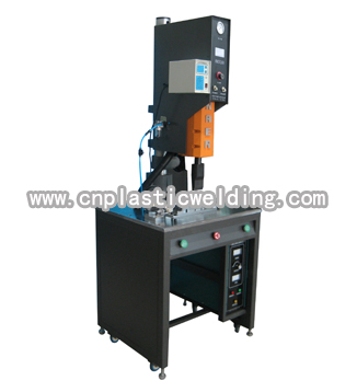 Sealing and labeling machine
